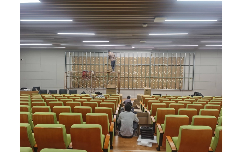 民心港人子弟學校300人報告廳